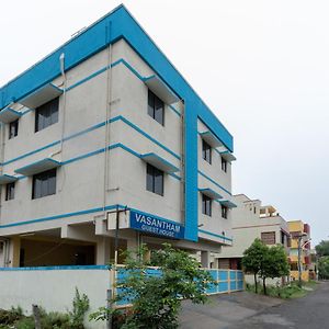 Oyo 16622 Vasantham Guest House Chennai Exterior photo