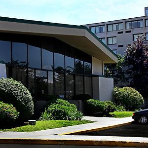 Stratford Hotel And Conference Center Exterior photo