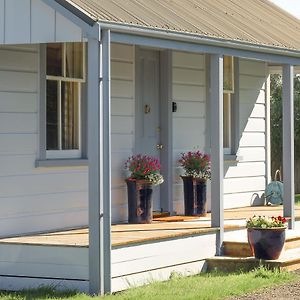 The Vicarage Martinborough Villa Exterior photo