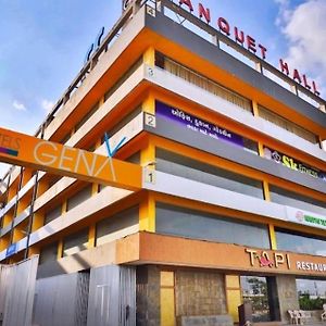 Genx Surat By 1589 Hotels Palsana  Exterior photo