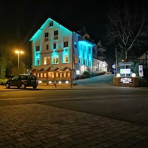 Hotel Bigger Hof - Wirtshaus Platzhirsch Am Jahnplatz Olsberg Exterior photo