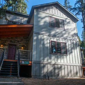 Boulder Ridge Villa Yosemite West Exterior photo