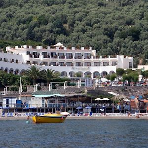 Punta Campanella Resort & Spa Massa Lubrense Exterior photo