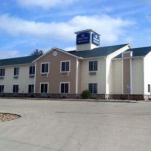 Cobblestone Inn & Suites - Bloomfield Exterior photo