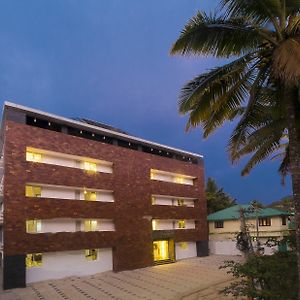 Summit Hampton Hotel Thekkady Exterior photo