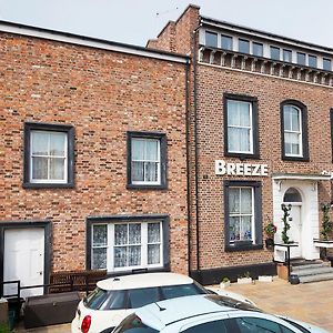 Breeze Guest House Bootle  Exterior photo