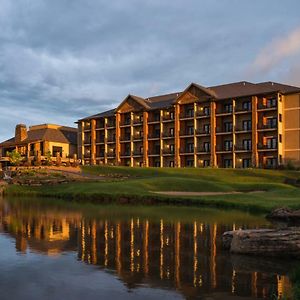 The Lodge At Old Kinderhook Camdenton Exterior photo