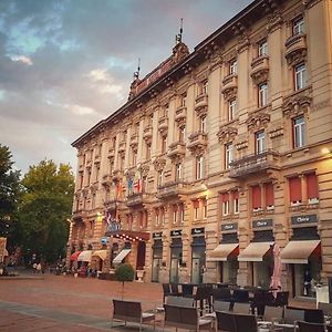 Grand Hotel Regina Salsomaggiore Salsomaggiore Terme Exterior photo