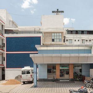 Oyo Flagship 16134 Mount Heera Adambakkam Hotel Chennai Exterior photo