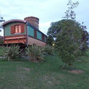 Roulotte La Souleillade Bed & Breakfast Saint-Sernin  Exterior photo