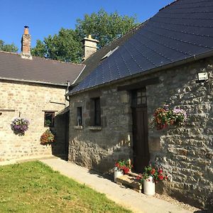 No 3 Route De Lingramiere Bed & Breakfast La Ferte-Mace Exterior photo