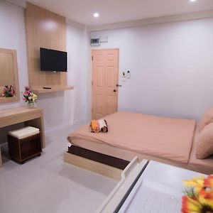 Tn Thanyawit Apartment Nakhon Ratchasima Exterior photo