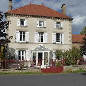 Relais Des Chaux Bed & Breakfast Saint-Jean-des-Ollieres Exterior photo