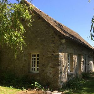 La Chambree Des Colombes Bed & Breakfast Sainte-Colombe-pres-Vernon Exterior photo