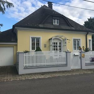 Haus In Idyllischer Lage Villa Vienna Exterior photo