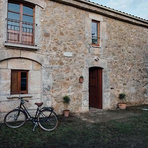 Villa Can Benet At Can Campolier Banyoles Exterior photo