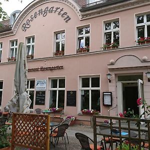 Restaurant Rosengarten Hotel Neuruppin Exterior photo