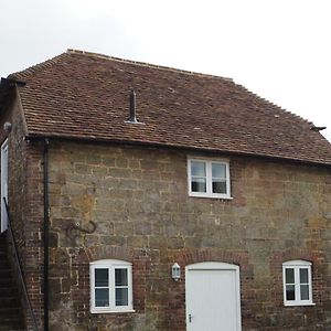 Hayloft Apartment Pulborough Exterior photo