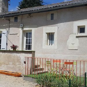 Le Petit Bretigny Guest House Beaumont  Exterior photo