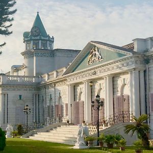 Cossimbazar Palace Of The Roys Hotel Exterior photo