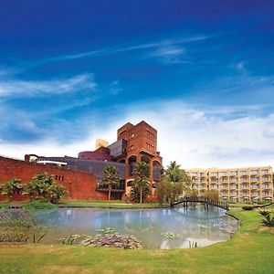 The Ffort Raichak Hotel Exterior photo