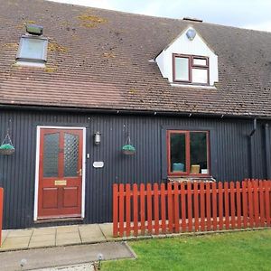 Chalet Cottages Streatley  Exterior photo