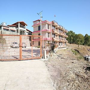 Oyo 12734 Home Studios Gandhigram Kasauli Exterior photo