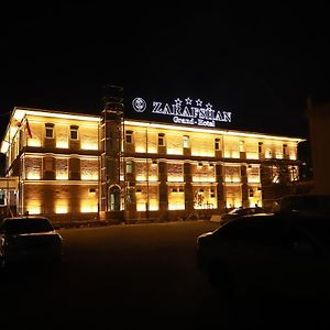 Zarafshan Grand Hotel Navoi Exterior photo