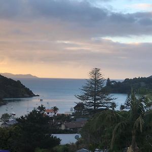 Harbour View Retreat Mangonui Bed & Breakfast Exterior photo