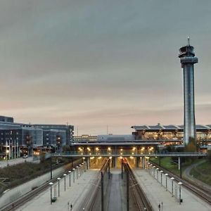 Radisson Blu Airport Hotel, Oslo Gardermoen Exterior photo