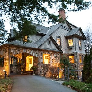 North Lodge On Oakland Bed And Breakfast Asheville Exterior photo