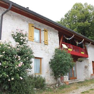 Chez Louve Bleue Bed & Breakfast Hotonnes Exterior photo