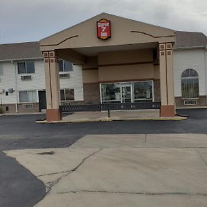 Super 7 Inn Tecumseh Exterior photo