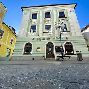 Penzion Mestan Hotel Jindrichuv Hradec Exterior photo