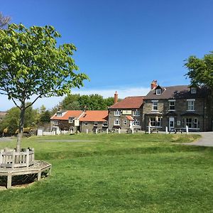 The Fox & Hounds Inn Danby Exterior photo