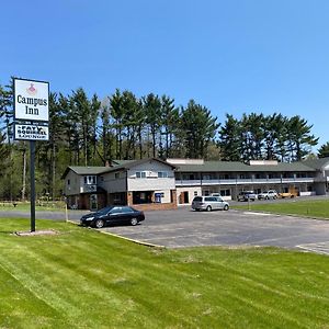 Campus Inn Baraboo Exterior photo