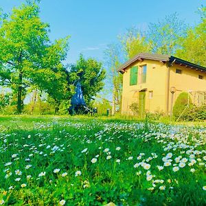 B&B Nido Sui Laghi San Donnino della Nizzola Exterior photo