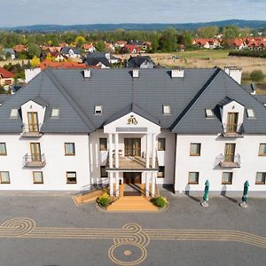 Dworek Magnat Bed & Breakfast Modlniczka Exterior photo