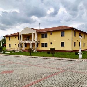 Ligetalja Termal Hotel Peneszlek Exterior photo